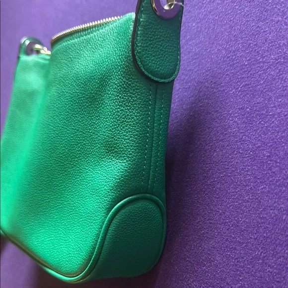 Kate Spade Vibrant Green Crossbody Bag New without tags - Picture 9 of 12